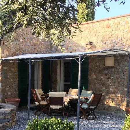 Villa Della Pietra *