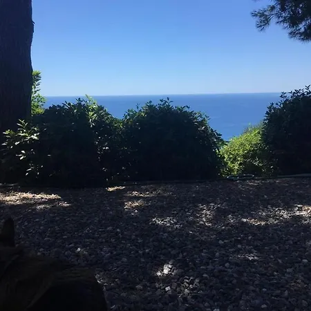 Βίλα Della Pietra Poggi