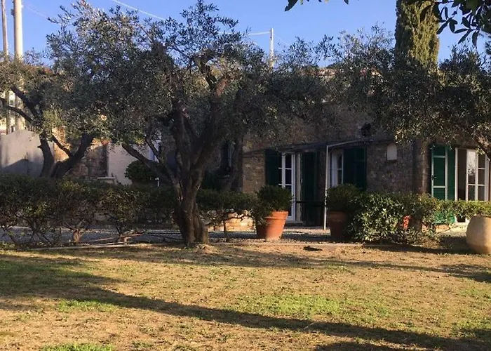 Villa Della Pietra