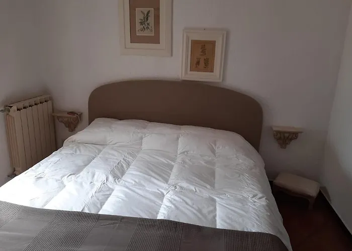 Della Pietra Villa