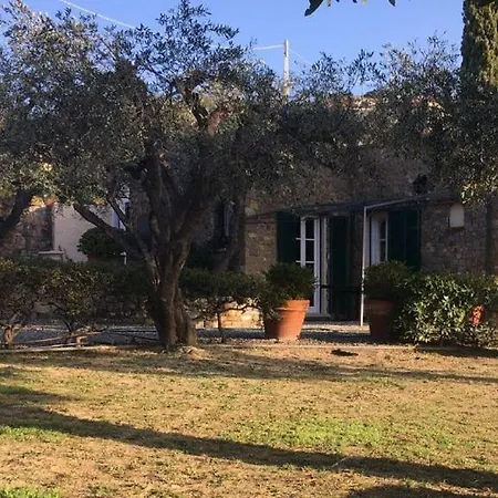 Villa Della Pietra