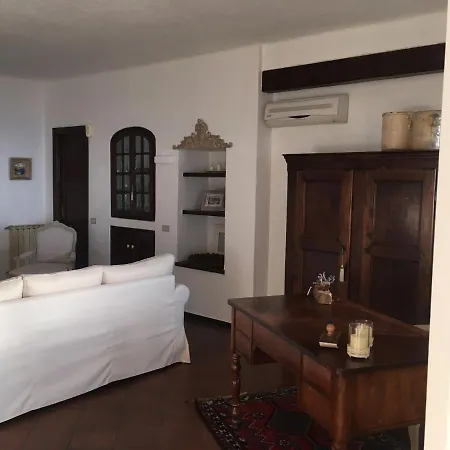 Della Pietra Villa