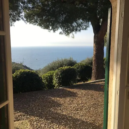 Della Pietra Villa