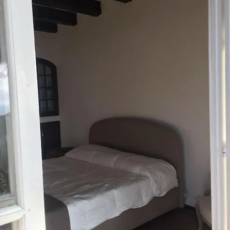 Della Pietra Villa