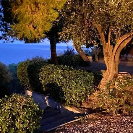 Villa Della Pietra