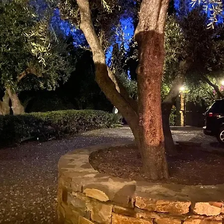 Villa Della Pietra