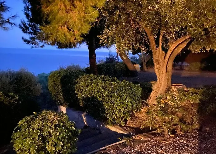 Βίλα Della Pietra