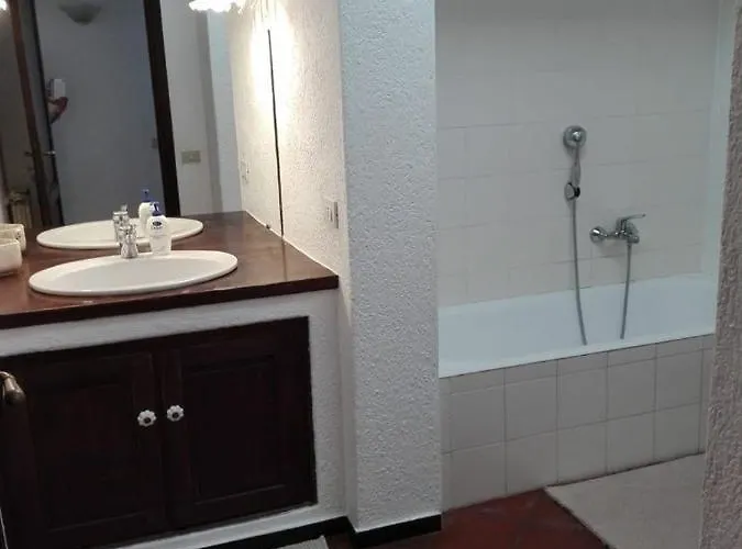 Della Pietra Βίλα *